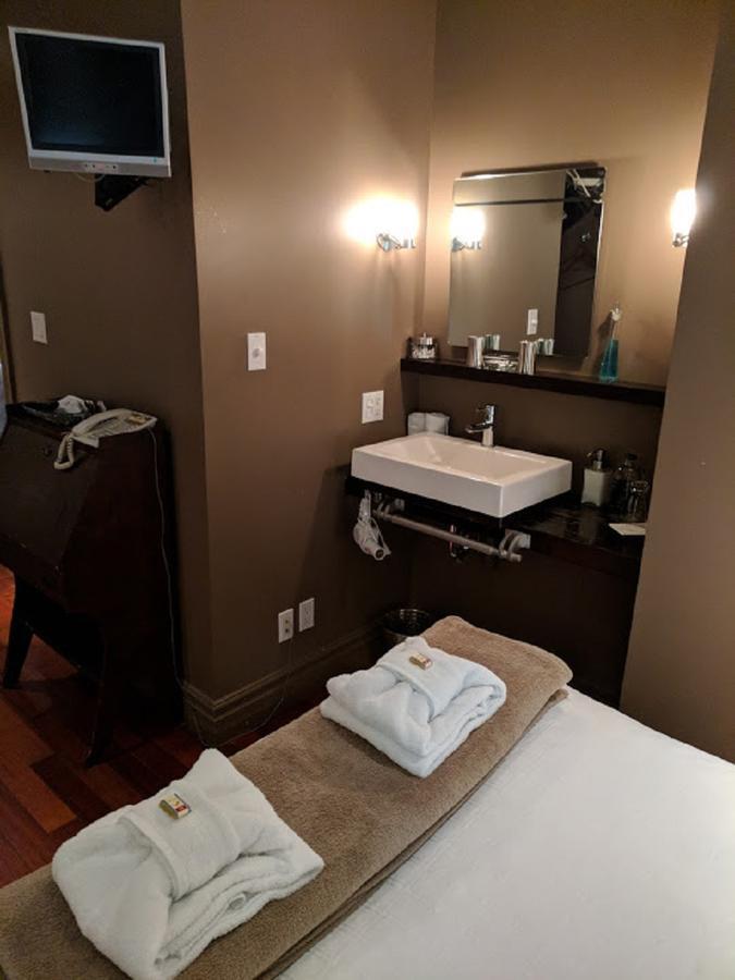 Sir Montcalm Gite B&B Montreal Exterior photo